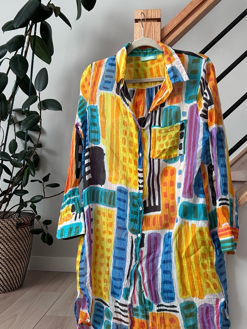 Vibrant Multicolor Women’s Swim Coverup Tunic size 4